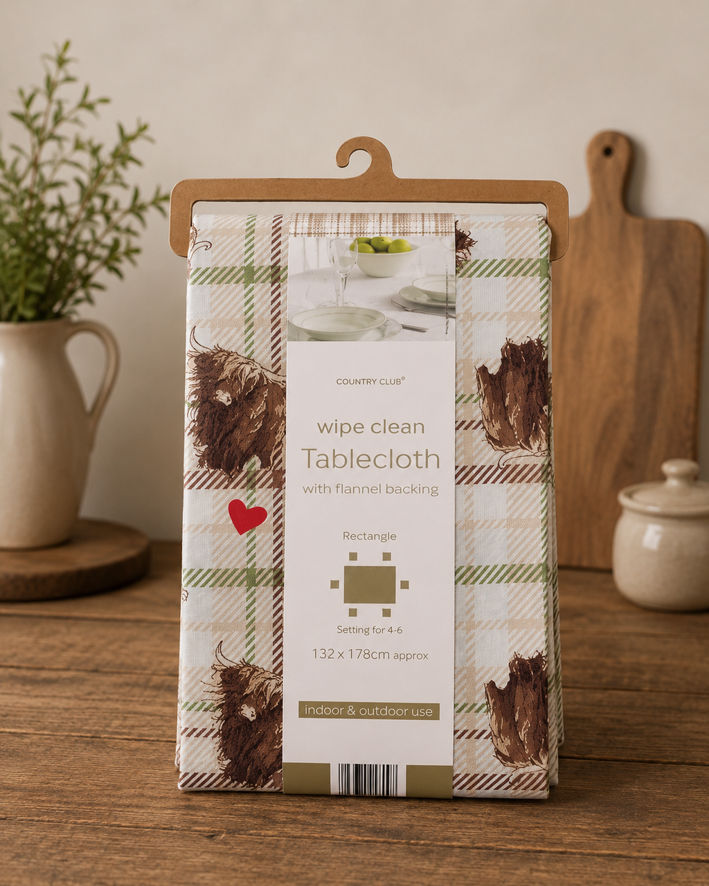 Country Club Collection Highland Cow Wipe Clean Tablecloth – Flannel Backed Rectangular Table Cover 132 x 178cm
